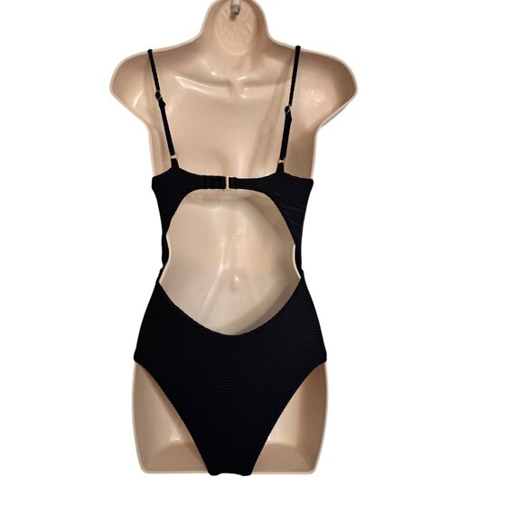 L * Space Kyslee One Piece Size Small Black Swimsuit Adjustable Straps NWT Textu - Picture 2 of 9
